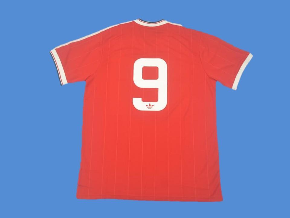 Manchester United 1984 Number 9 Home Jersey
